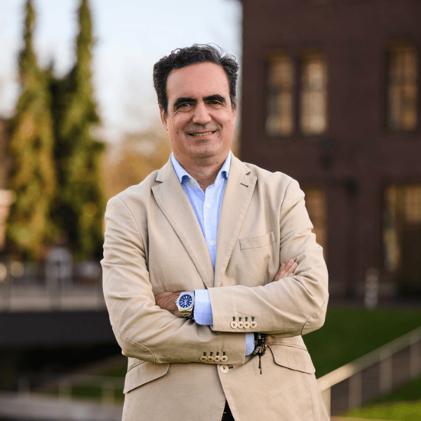 Facebook MBA Students | MBA | Maastricht University