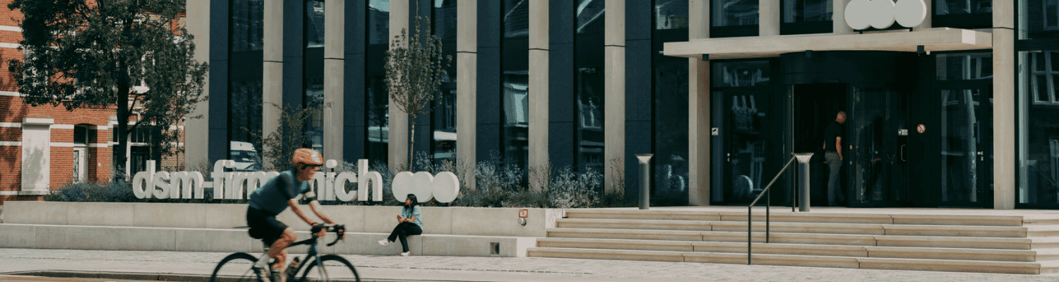 Home | MBA | Maastricht University