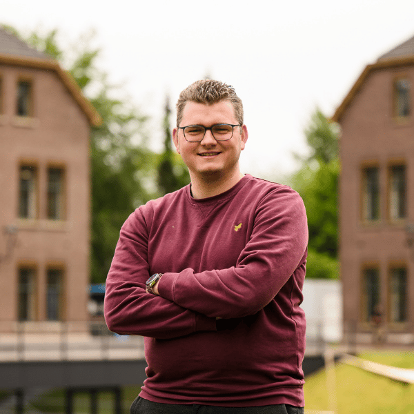 Facebook MBA Students | MBA | Maastricht University