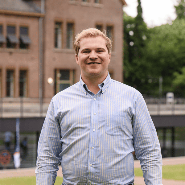 Facebook MBA Students | MBA | Maastricht University