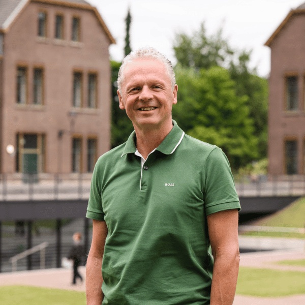 Facebook MBA Students | MBA | Maastricht University