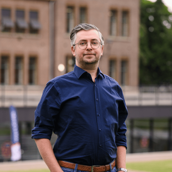 Facebook MBA Students | MBA | Maastricht University